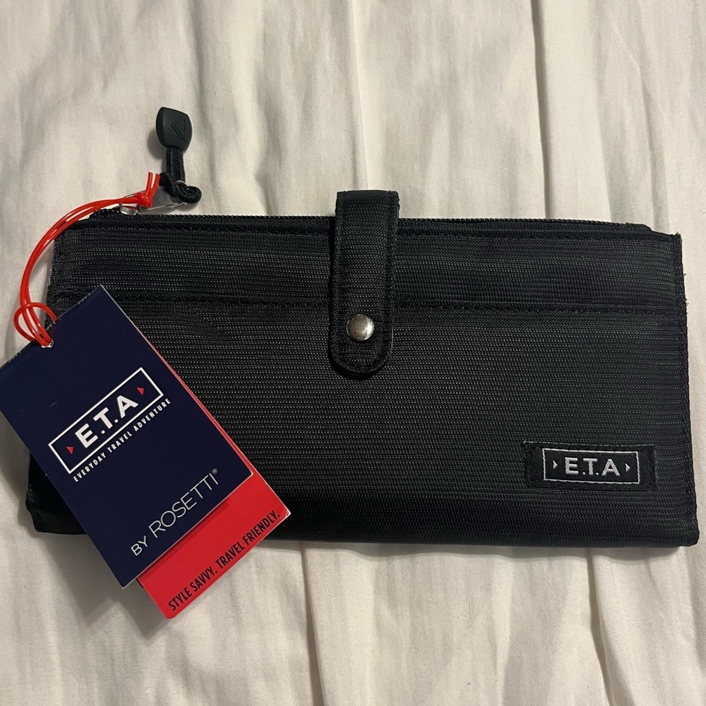 Multifunctional Travel Wallet E.T.A.